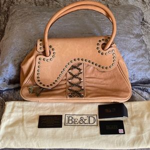 Be & D Leather handbag